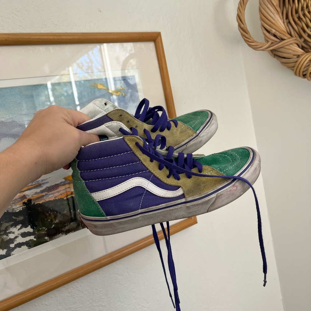 Vans Purple and White Skateboard Shoes